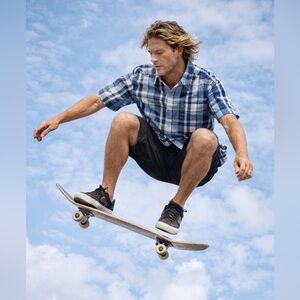 ARROW SZ LG washable linen men’s blue plaid short sleeve button down shirt